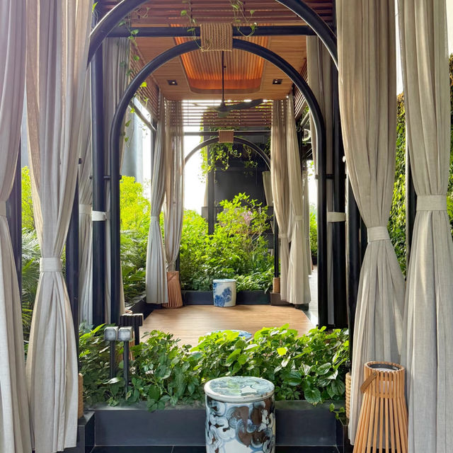 Artyzen Singapore: My Vertical Wonderland of Sky Gardens! 🌴✨ (This is MY Hidden Gem!)