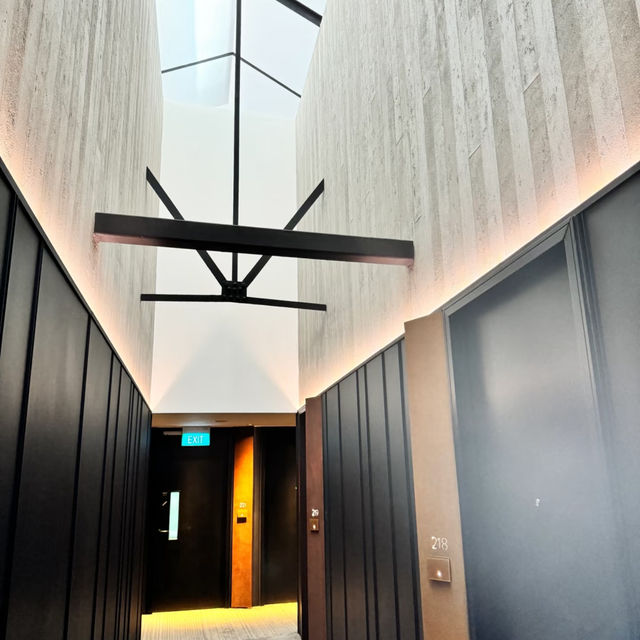 🏨 The Warehouse Hotel: My Unexpected Singapore Gem!