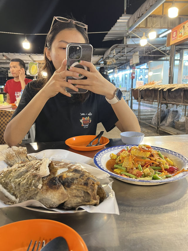 ปลาเผา ส้มตำ เซนเตอร์พ้อยท์อุดร ✨🐟