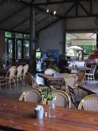 🏡🌾 Barn Naa Cafe – คาเฟ่บ้านกลางนา ที่ละมุนหัวใจ