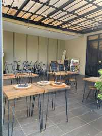 The Gallery Hotel Nai Harn 🏨🌿