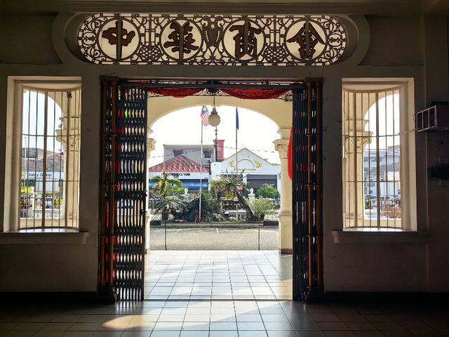 Stepping into "The Little Nyonya: Emerald Hill" in Batu Pahat! 🇲🇾🎬