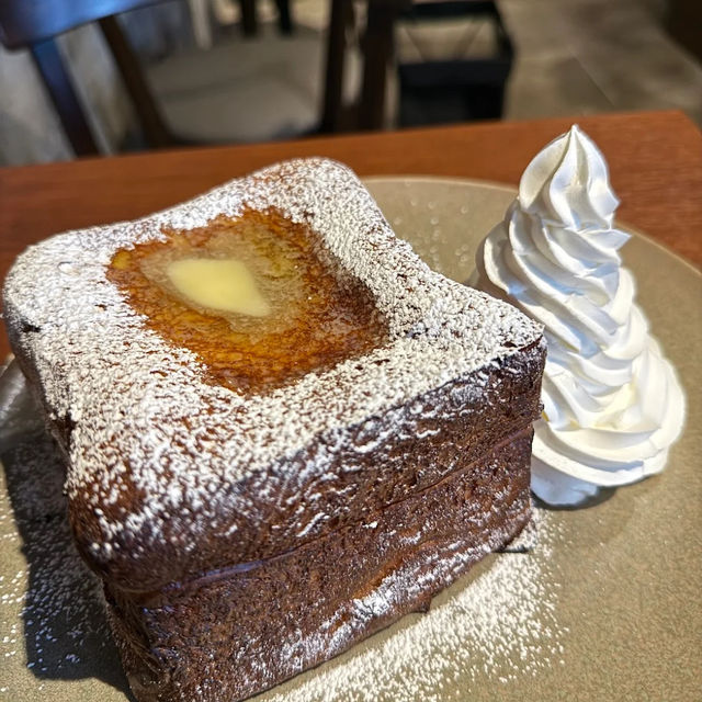 【日本・福岡🇯🇵】大人気！分厚いフレンチトーストに感動🍞