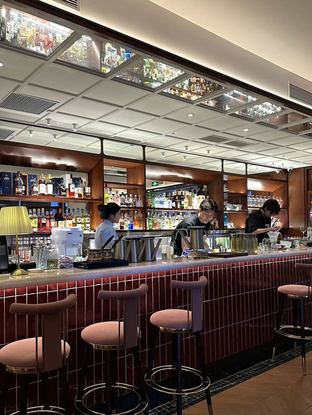 氛圍感十足的酒館 放鬆好去處 💕 大圓滿 FullCyC 海景露天餐酒館