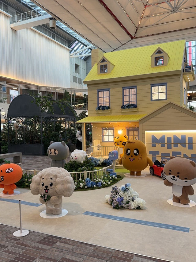 Miniteen house party ที่เดอะฮยอนแด