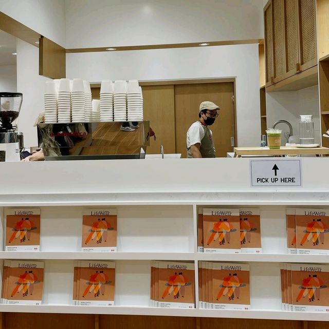 Uniqlo Coffee in KL