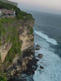 Clifftop Grace & Fiery Rhythms: A Sunset at Uluwatu Temple