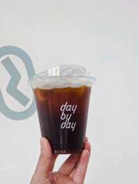 💚Day by day🌲  คาเฟ่บางแสน