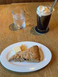 🌿 Tas Yard – Sendagaya’s Cozy California‑Style Café