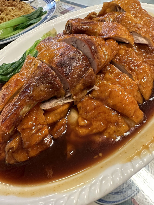 Apollo Duck เป็ดย่างฮ่องกงสุดพรีเมียมใจกลางสาทร 