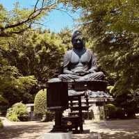 Tokyo Daibutsu: The Capital's Hidden Giant Buddha – A Solo Traveler's Serene Escape"** 🏯🙏