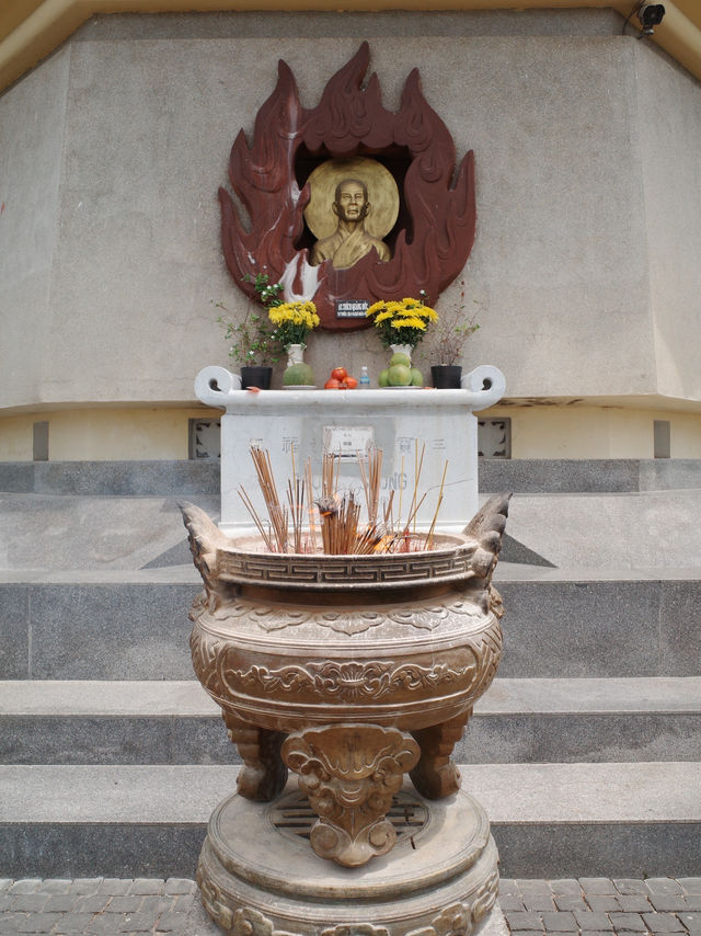 Long Son Temple