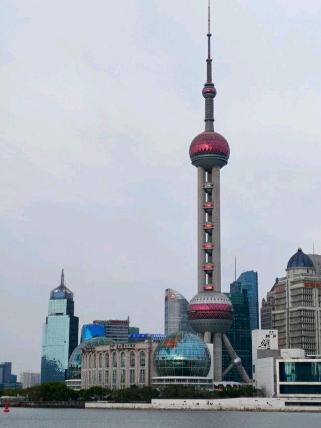 🏙️ Shanghai — A Stunning Metropolitan Escape