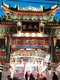 【横浜中華街で春節を満喫！媽祖廟・春節イベント・重慶飯店ディナー体験】