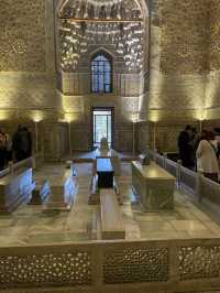 Samarkand Chronicles: From Registan Nights to Samsa Delights
