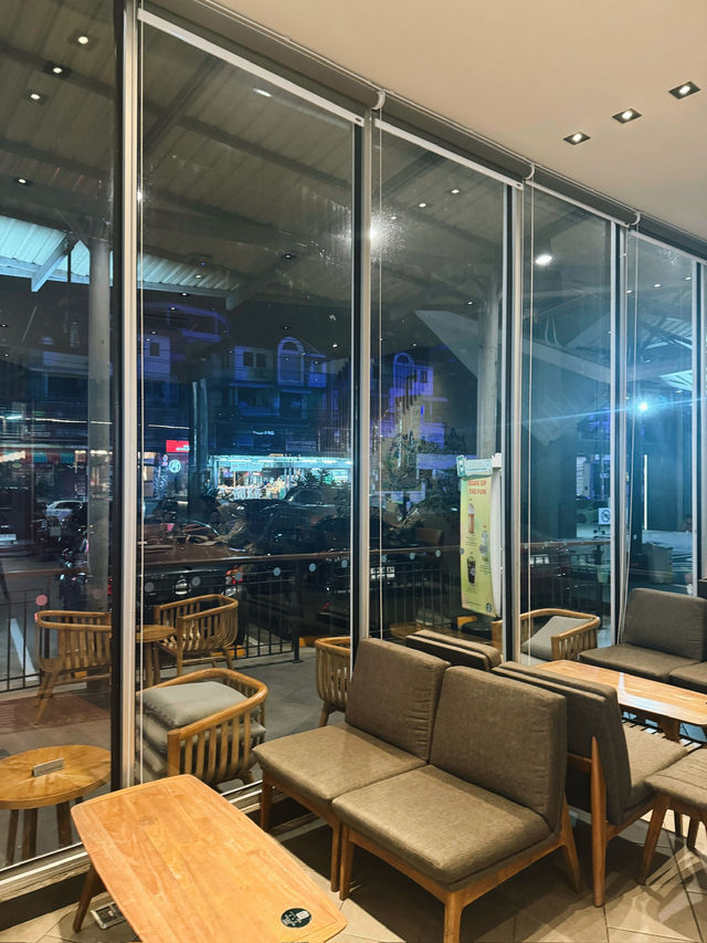 แวะ Starbucks Town in Town