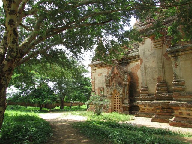 Gubyaukgyi Temple
