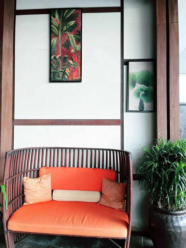 Golden Palm Tree: The Perfect Getaway with Dining Bliss at Bila-Bila Restaurant