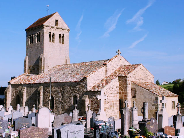 Solo in a Saint's Shadow: The Crypt of Saint-Ferréol