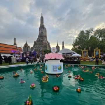 ลอยกระทง ไท ไทย วัดอรุณ2568