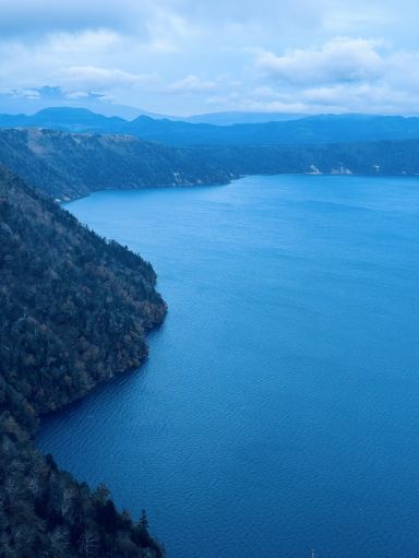 Hokkaido | "Lake Mashu": The Angel's Blue Tears Have Fallen! A Must-Visit Hokkaido Heritage Site and Scenic Marvel!