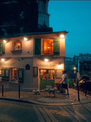🇫🇷 Montmartre, Paris — The Soul of Paris 🎨✨

Montmartre is one of Paris’s most charming and artistic neighborhoods, perched on a hill in the northern part of the city. With its cobblestone streets, historic buildings, artists, cafés, and breathtaking views, it feels like stepping into a romantic French painting. 🥐🎨

⛪ Sacré-Cœur Basilica

The iconic Basilique du Sacré-Cœur sits at the highest point of Montmartre. Its brilliant white domes are beautiful from a distance, while the steps in front offer one of the best panoramic views of Paris. 🌆

🎨 Place du Tertre

Just behind the basilica, Place du Tertre is famous for its street artists and painters. You can watch artists creating portraits and paintings while enjoying the lively atmosphere of the square.

🚶 Explore the little streets

Some of the magic of Montmartre comes from simply getting lost. Wander through streets such as Rue de l’Abreuvoir, Rue des Saules, and Rue Lepic, where colorful cafés, old houses, and charming corners appear around almost every turn.

❤️ Romantic spots

La Maison Rose, a famous pink café, is one of the neighborhood’s most photographed locations. Nearby, you’ll find Le Consulat, another historic café with a classic Parisian atmosphere.

🎬 Moulin Rouge

At the foot of Montmartre lies the legendary Moulin Rouge, birthplace of the famous can-can and one of Paris’s most recognizable entertainment venues. 💃

🌅 Best time to visit

Go early morning for quieter streets, or visit around sunset when the golden light falls across Paris from Sacré-Cœur. 🌇

Montmartre isn’t just a place in Paris—it’s a feeling: artistic, romantic, slightly mysterious, and timeless. Every little street seems to have a story. 🇫🇷❤️🎨