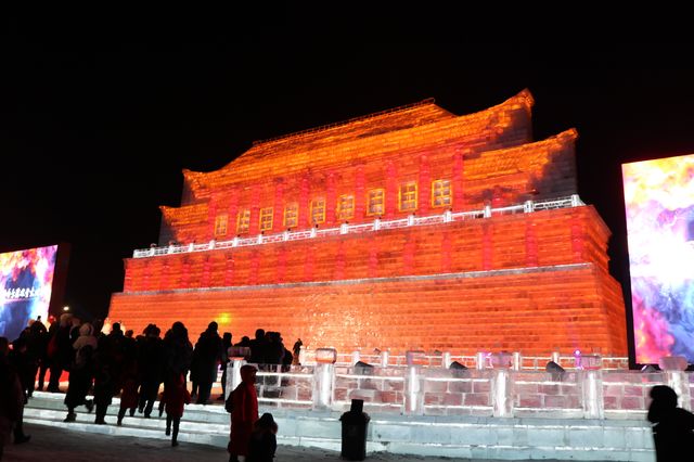 🇨🇳❄️ Discover China's Magical Ice Festival