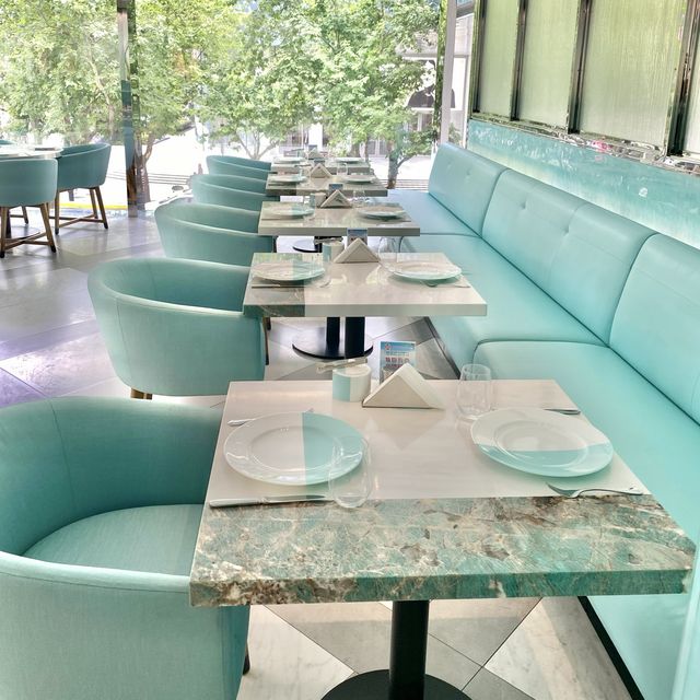 Breakfast at Tiffany’s ✨