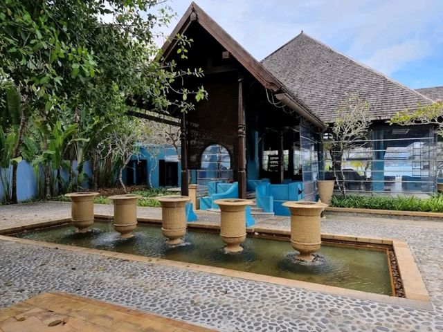 “Four Seasons Langkawi: Secluded Luxury Villas Amidst Tanjung Rhu’s Tropical Splendor”