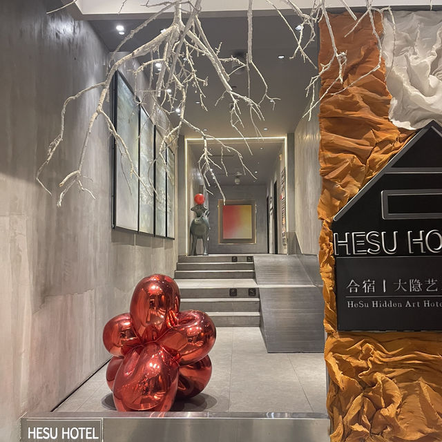  HeSu Hidden Art Hotel & Suites 