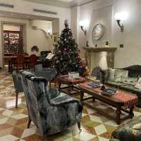 A historic hotel, symbol of Bologna!