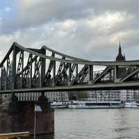 Gorgeous gothic looking bridge in Frankfurt