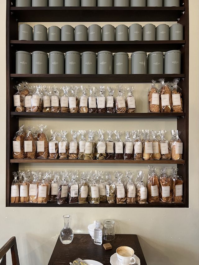 🇫🇷파리 역사 깊은 커피를 맛볼 수 있는 café verlet 