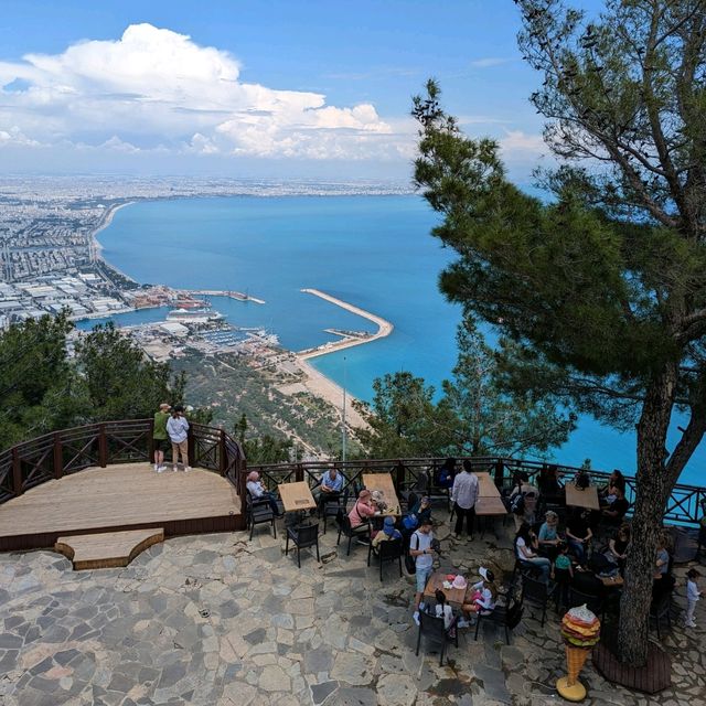 Great views from the Antalya teleferik cable car 