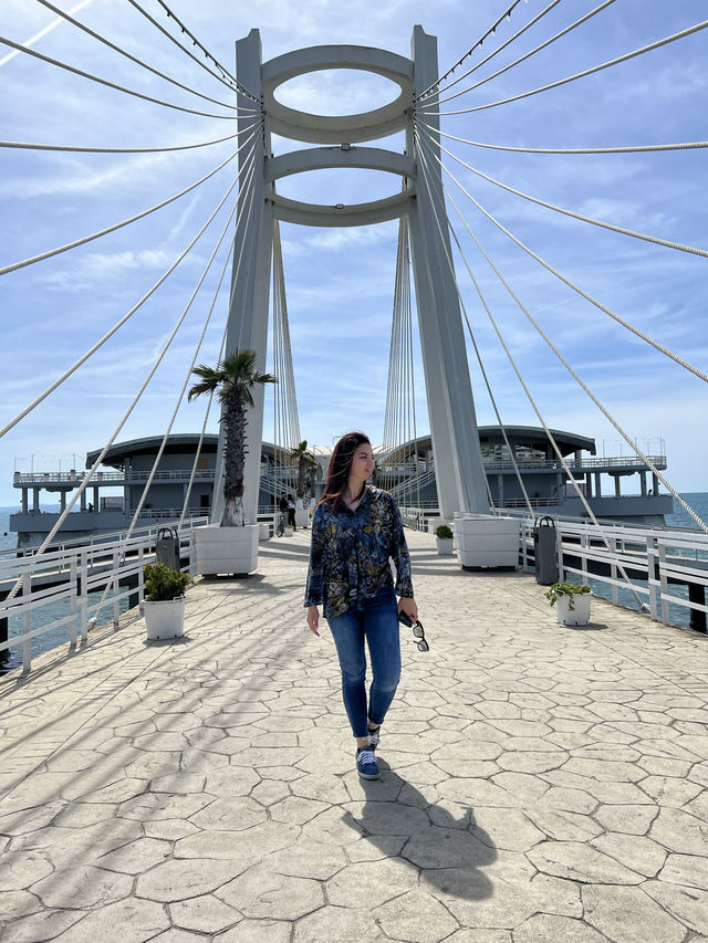Vibrant Coastal City in AL🇦🇱