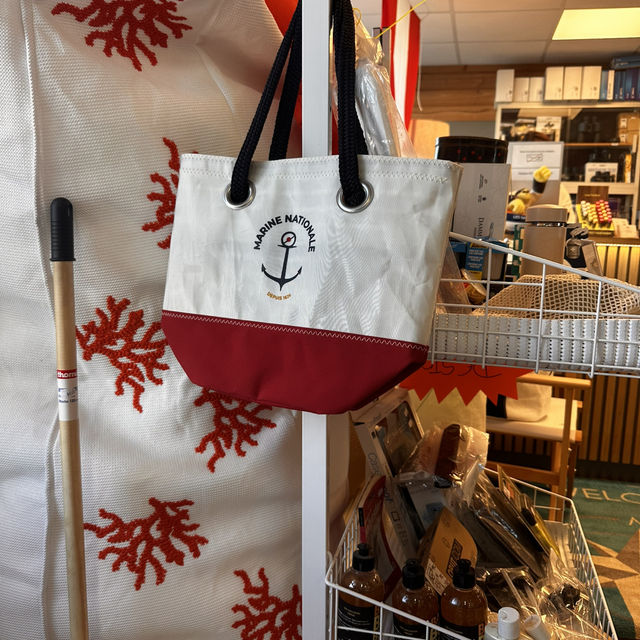 Live the marine life with the right gear from here!