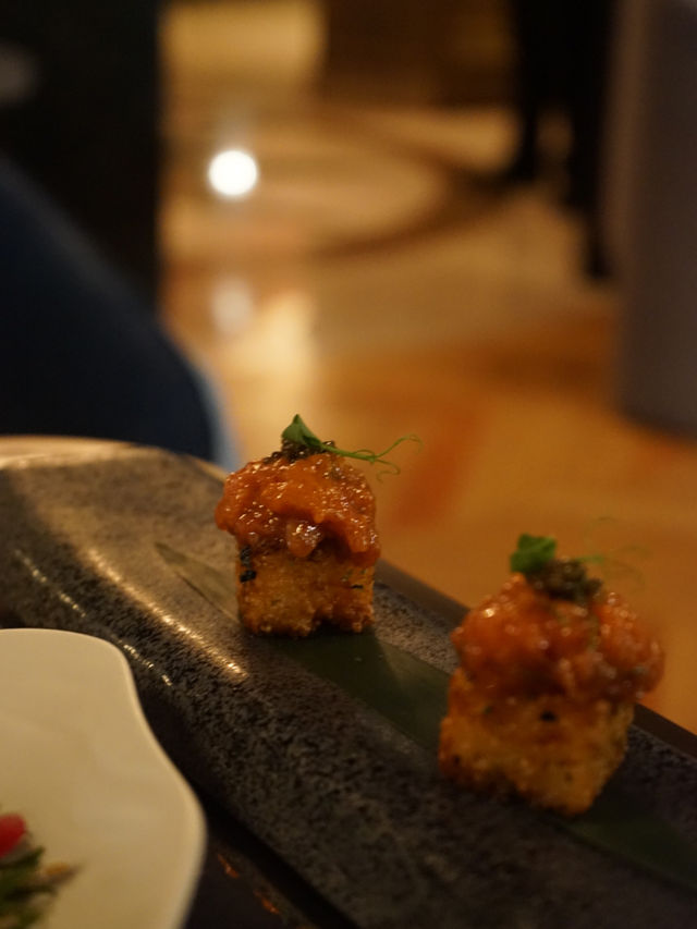 Madrid | The impressive restaurant and bar of Four Seasons 