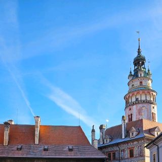 Prague's full of art & history!