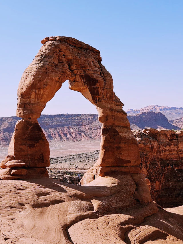 🏜️ Top Landmarks You Can’t Miss in Arches National Park 🚗🌞