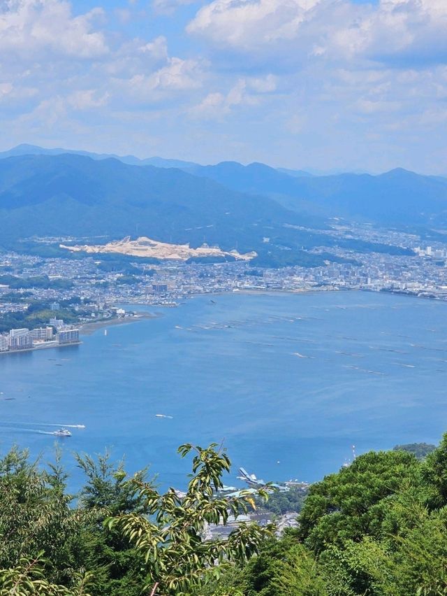 ⛩️ Miyajima Island Day Trip: Floating Torii Gate & Local Culture