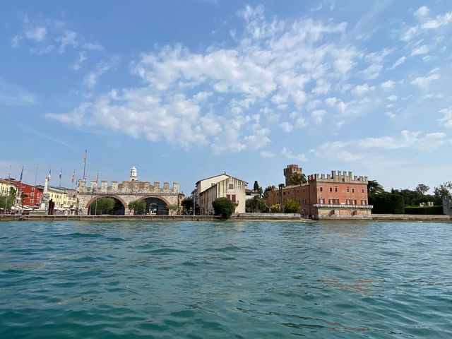 Lake views and mountain moods. #LakeGarda