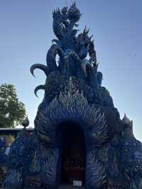 Blue Temple – Wat Rong Suea Ten, Chiang Rai