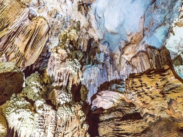 Explore the Underground Wonders of Phong Nha and Tien Son Caves in Vietnam