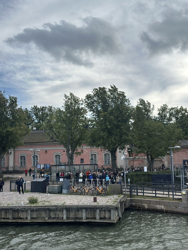 🇫🇮 🍂🍁Suomenlinna might be you next autumn destination 🇫🇮 🍂🍁Suomenlinna might be you next autumn destination