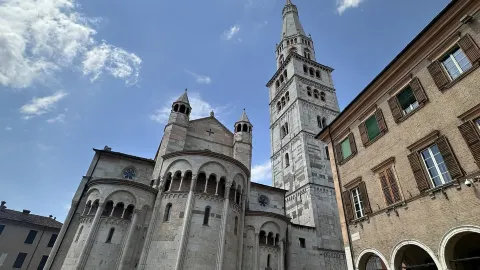 Kota Modena: Jantung Warisan UNESCO di Motor Valley & Surga Kuliner Italia. — traveler post in Modena