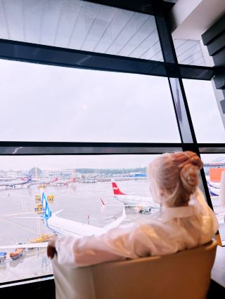 The real cost of a 4-hour flight from Moscow to Kazakhstan (And the taxi address trap!)