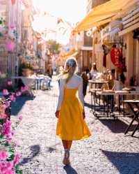 Do What Makes You Happy, Be With Who Makes You Smile ✨🍃🌺🌸🏘️✨ Love Exploring the Beautiful Streets of Alaçatı Turkey 🌻