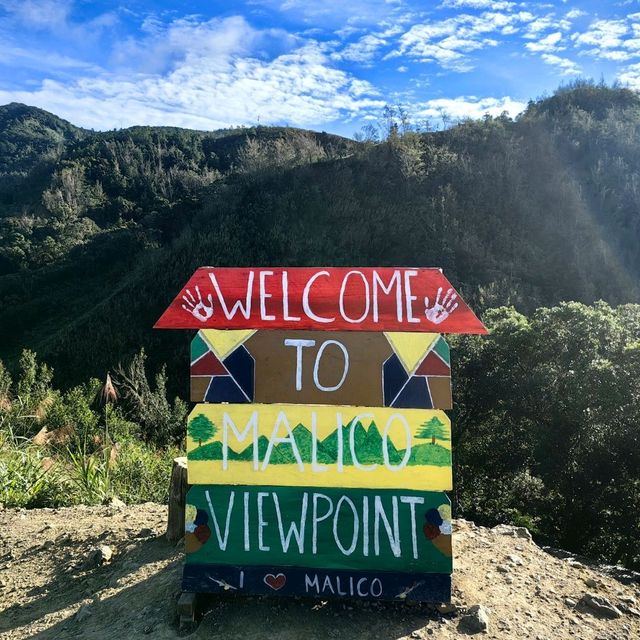 Curves of Majesty: Malico's Vista