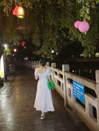 東莞下壩坊，舊時代的遺老遺少，努力在新時代中掙扎求存