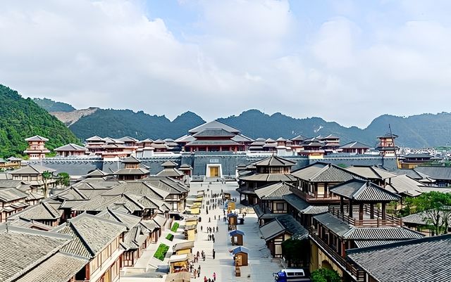 都匀秦漢影視城